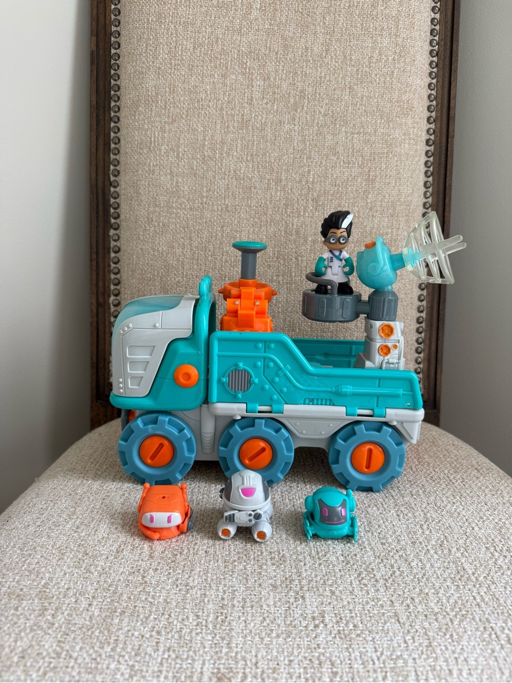 PJ Masks Disney Junior Romeo Bot Builder large vehicle playset with launcher